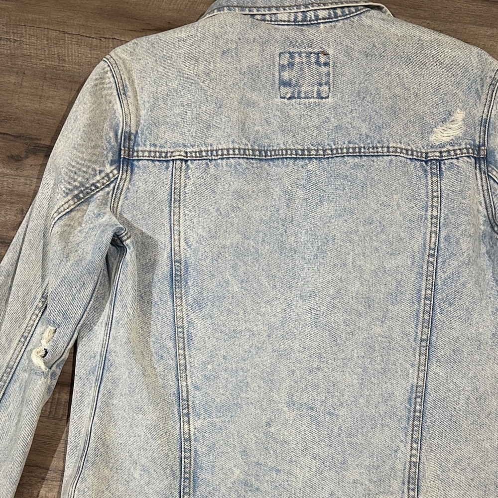 Abercrombie & Fitch Light Blue Denim Jacket - Picture 4 of 4